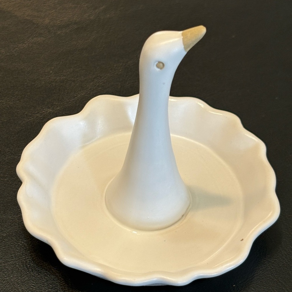 Urban Outfitters Cream Ceramic Goose Ring/Trinket Dish